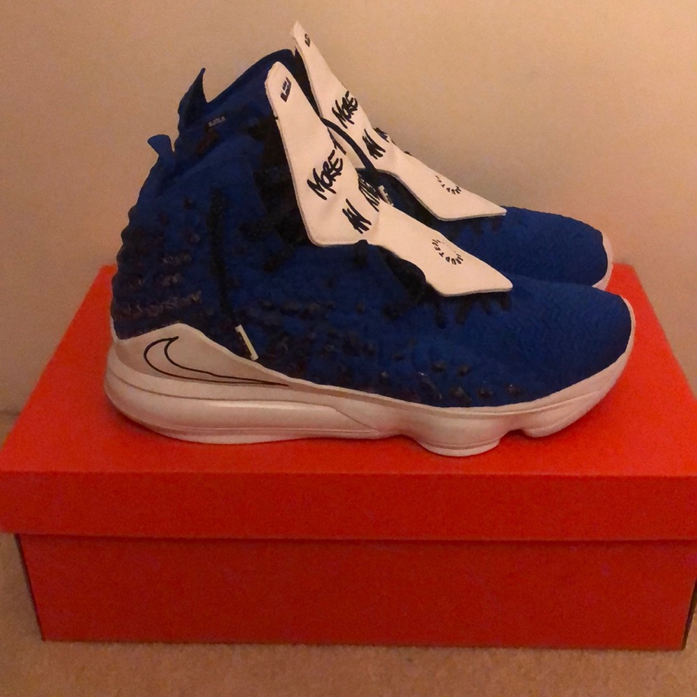 Lebron 17 MTAA